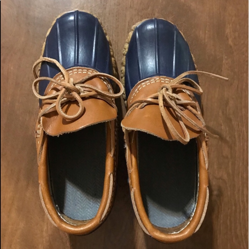 Super cute LL bean mocasines